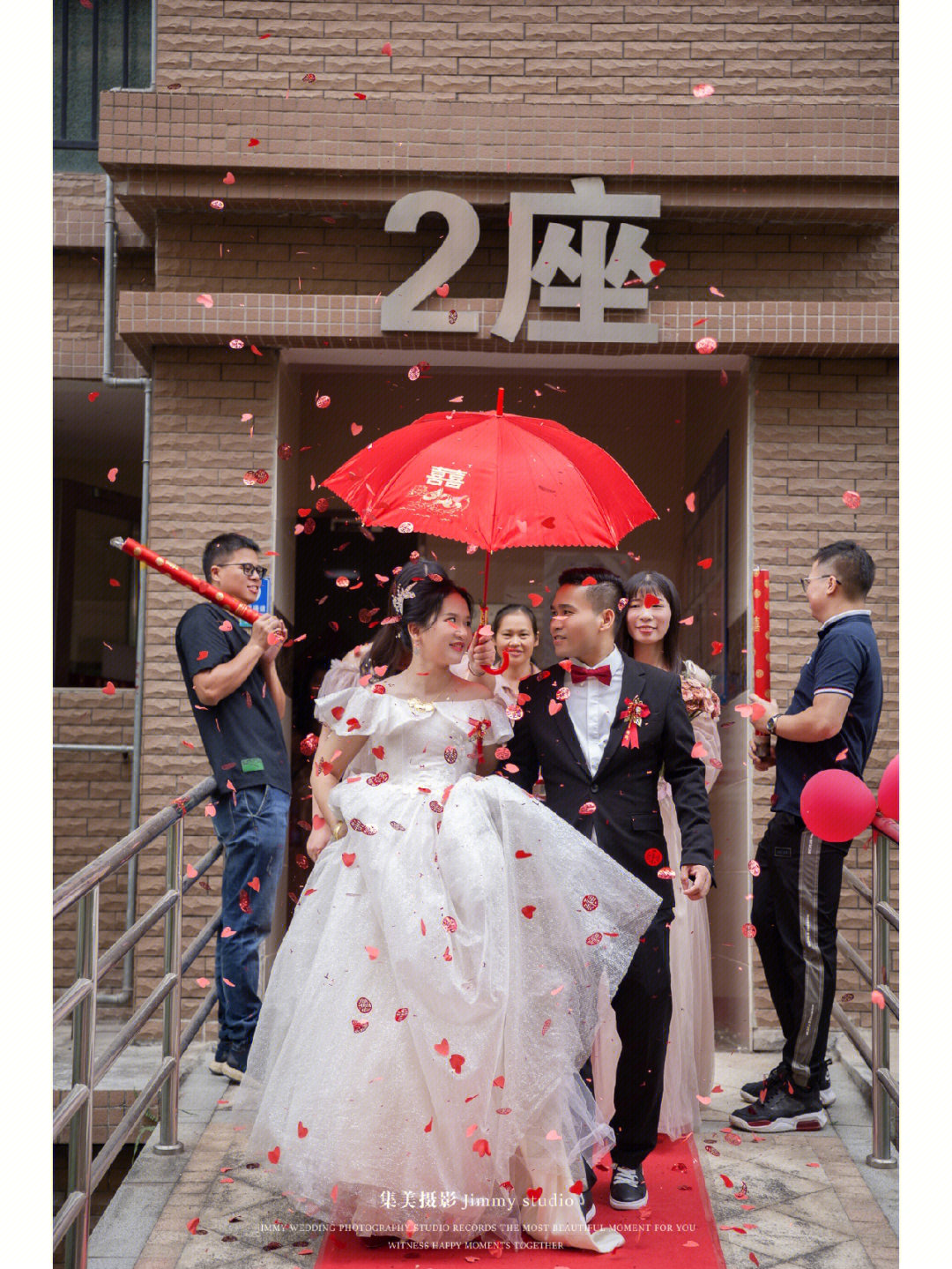 女士們先生們是屬于什么稱謂_女士們先生們_女士們先生們用中文怎么說