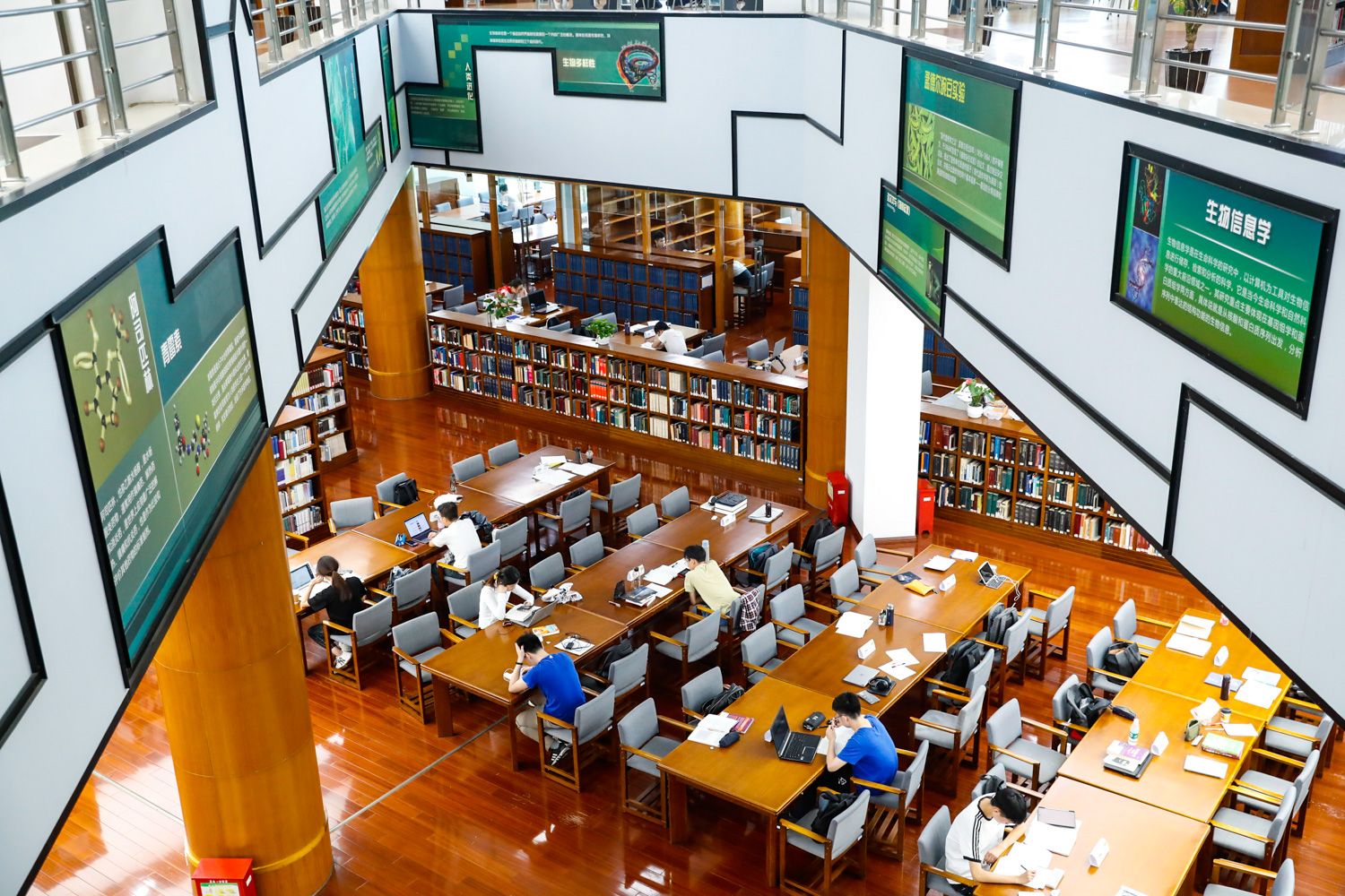 東北大學圖書館_東北大學圖書館電話號碼_東北大學圖書館內部照片