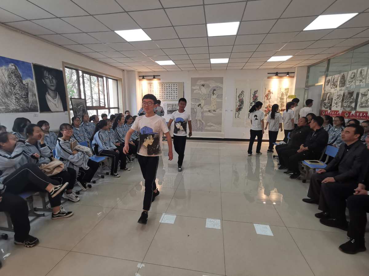 非州柯蒂斯音樂學院_凱里學院 蔣煥州_荊州優梯電商學院王文莉