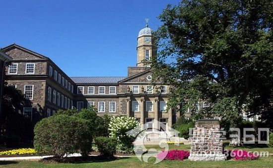 法學院校排名_法學考研院校難度排名_加拿大法學院校留學申請