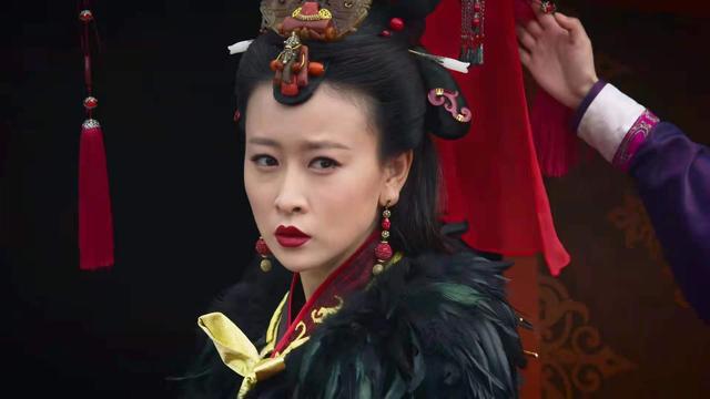 前倨后恭什么意思_恭意思前倨后的意思_前倨后恭的倨