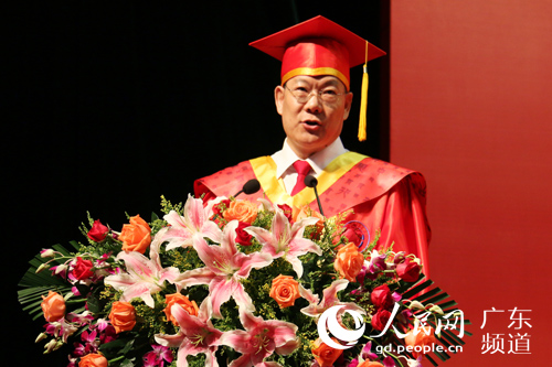 卡迪夫大學相當于中國_卡迪夫大學中國校友_卡迪夫大學中國學生
