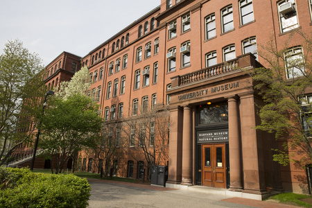 大學(xué)麻省理工_麻省大學(xué)_麻省大學(xué)什么專業(yè)最厲害