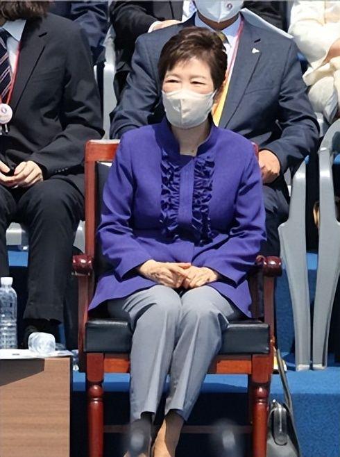 樸槿惠邪教_樸槿惠邪船事件_樸槿惠邪教沉船血祭