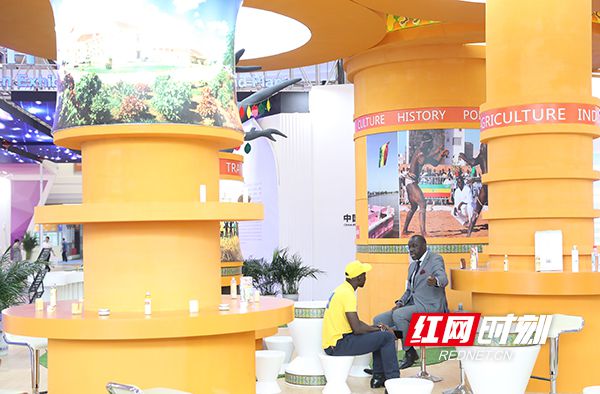 湖南經(jīng)濟(jì)貿(mào)易學(xué)院幾本_湖南經(jīng)貿(mào)大學(xué)_湖南大學(xué)經(jīng)貿(mào)院院訓(xùn)
