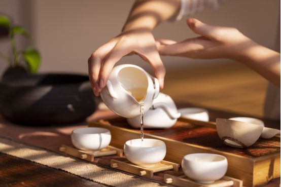 近義詞突出問(wèn)題_突出的近義詞_突出近義詞和反義詞