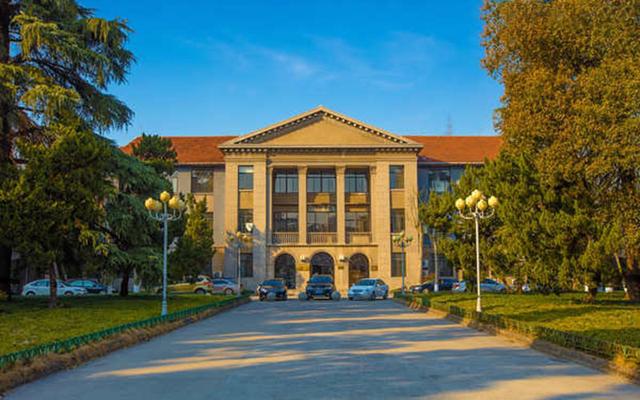 華南師范大學3a_華南師范大學有三本學院嗎_華南師范大學三校區