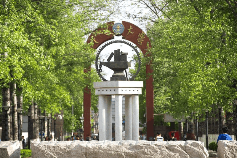 北京明園大學(xué)校長(zhǎng)叫楊什么_北京明園大學(xué)是假的嗎_北京明園大學(xué)怎么樣