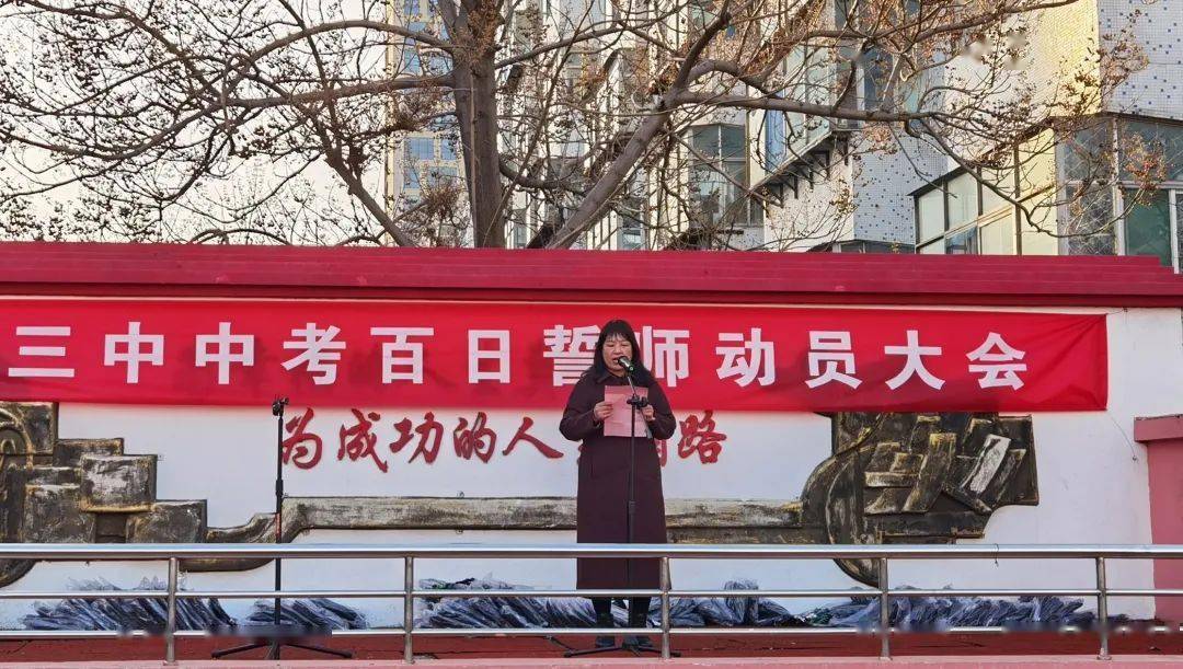 人聲鼎沸的反義詞寫一句話_搜索人聲鼎沸的反義詞_人聲鼎沸的反義詞是什么