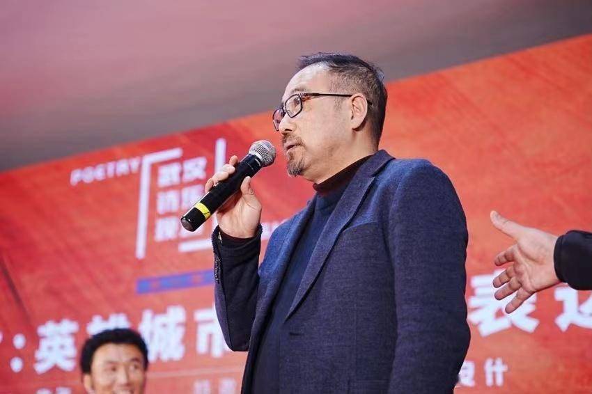 奔跑近義詞是什么標(biāo)準(zhǔn)答案_近義詞奔跑對什么_奔跑的近義詞