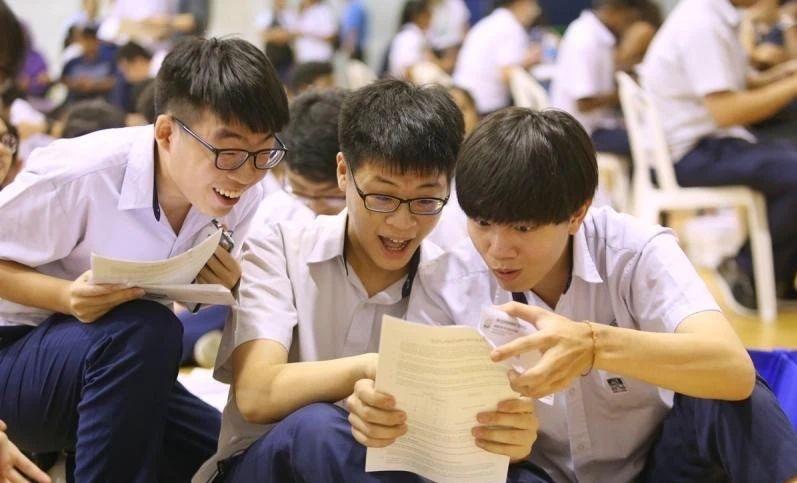 后悔高考士官考死學校的人_高考考士官學校后悔死了_后悔高考士官考死學校了