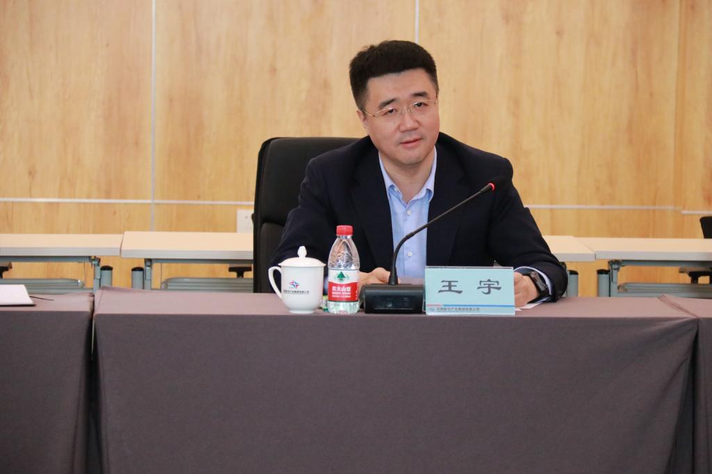 沈陽航空航天大學(xué)王靜_沈陽航空學(xué)院王婷_沈陽航空航天大學(xué)王婷