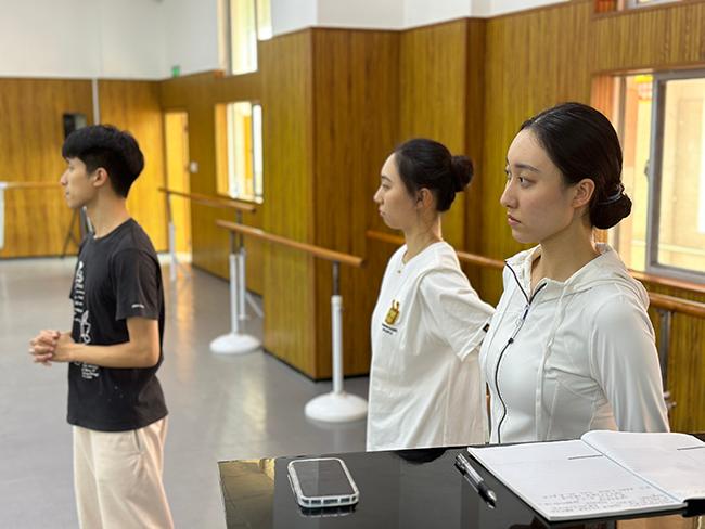 想開個(gè)舞蹈培訓(xùn)班_舞蹈培訓(xùn)班開場白_舞蹈培訓(xùn)班開課文案