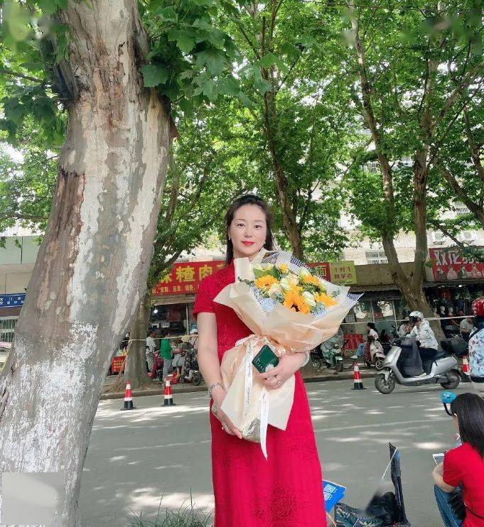 高考可以穿比基尼嗎_高考可以穿比基尼去考試嗎_高考穿比基尼的寓意