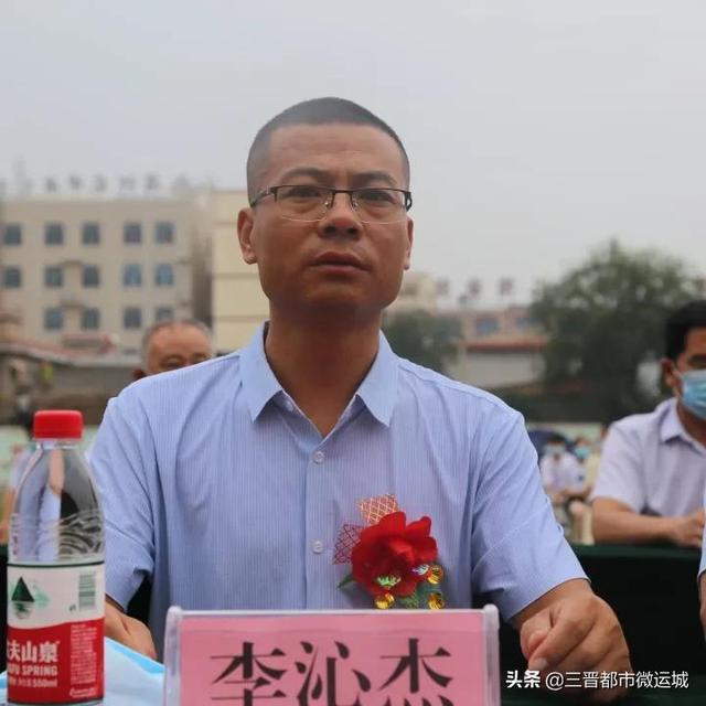 高考狀元天津2021_天津高考狀元是哪個中學的_天津高考狀元