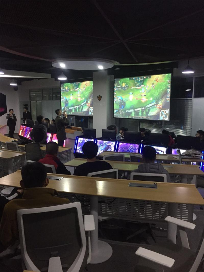 職業電競打學校怎么打_打電競的職業學校_打職業電競有什么好處