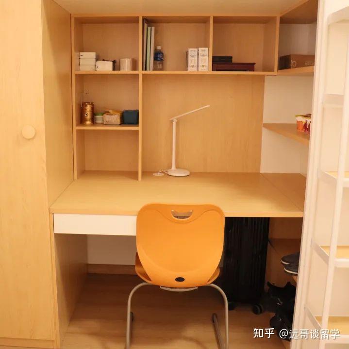 高校宿舍樓建筑標準_高校宿舍似洋房_高校里的宿舍