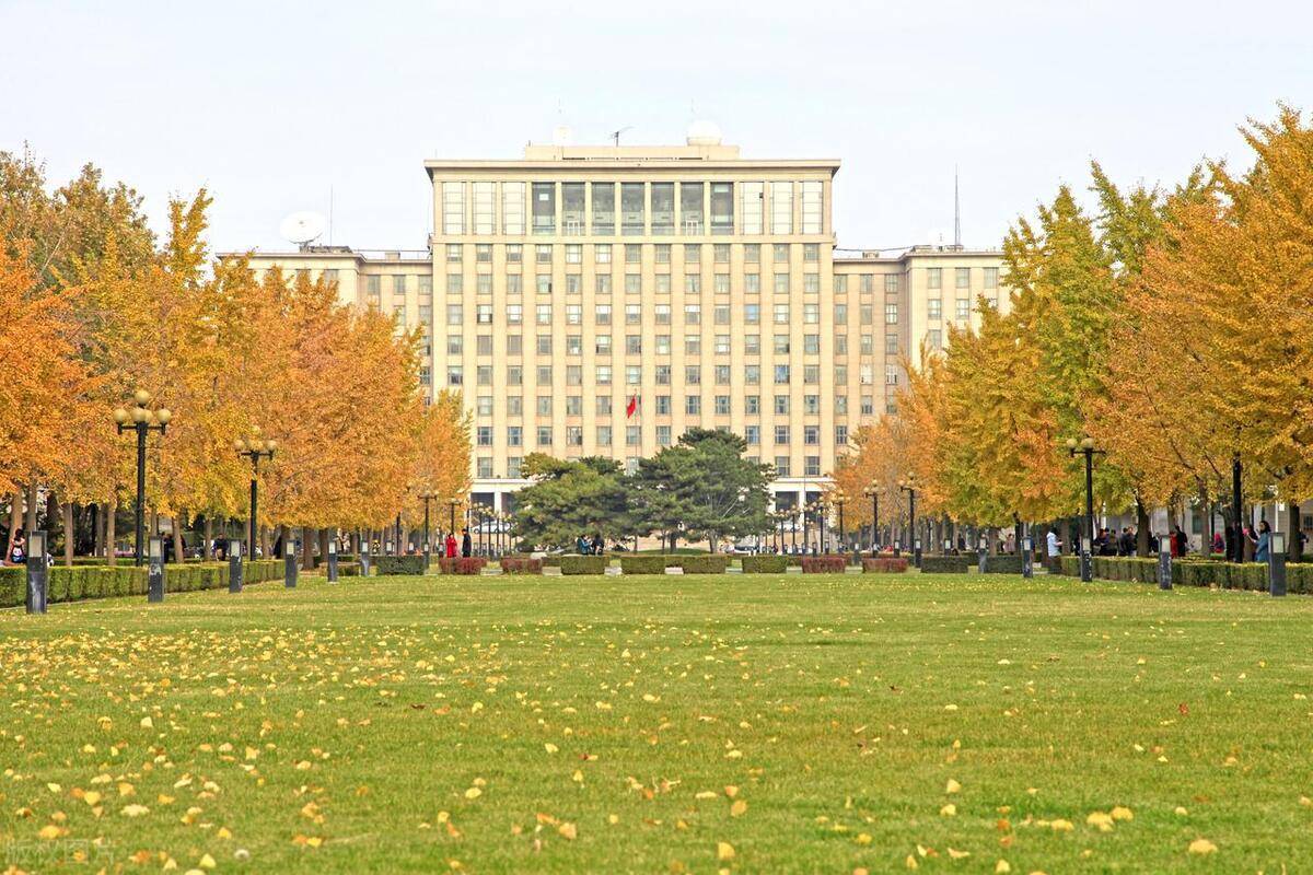 哪所大學(xué)專業(yè)最好設(shè)計_國內(nèi)大學(xué)設(shè)計類專業(yè)排名_ui設(shè)計專業(yè)大學(xué)排名