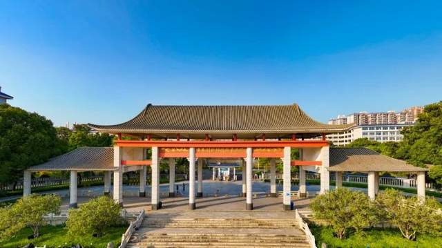 鄭卅專科學校排名_鄭州市專科大學排名_鄭州專科學校排行
