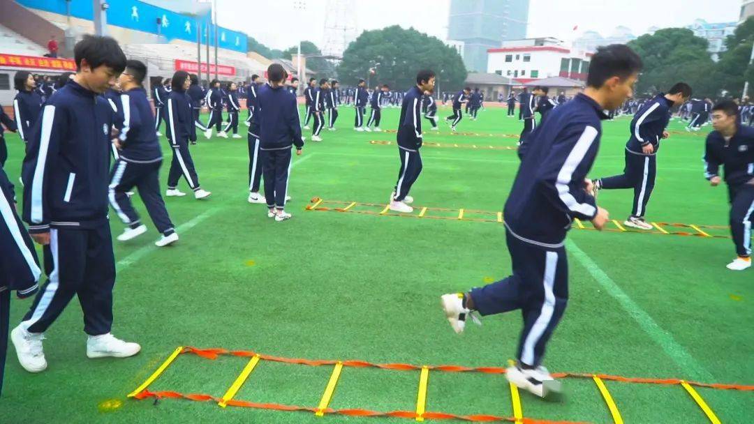 濰坊日向分校_濰坊日向友好學(xué)校優(yōu)秀老師名單_濰坊日向友好學(xué)校