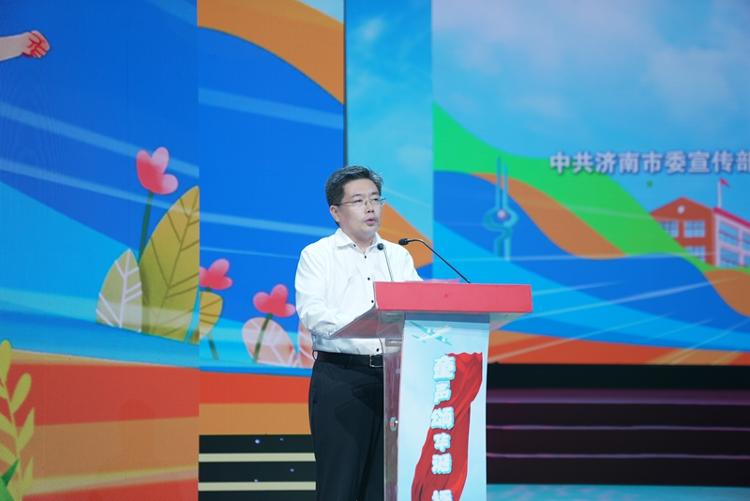泉城中學(xué)校徽_泉城中學(xué)屬于哪個區(qū)_泉城中學(xué)