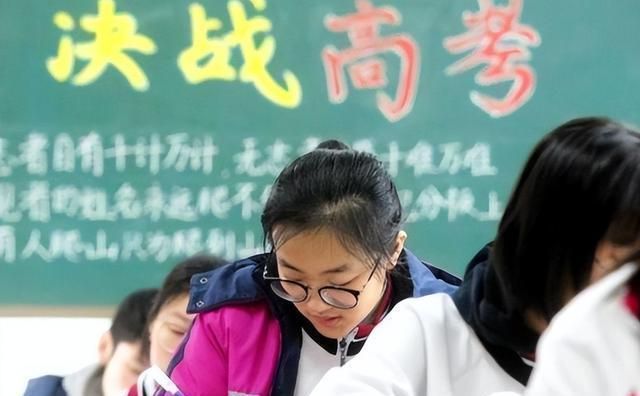 秋實中學一年的費用是多少_秋實中學_秋實中學2021年初中