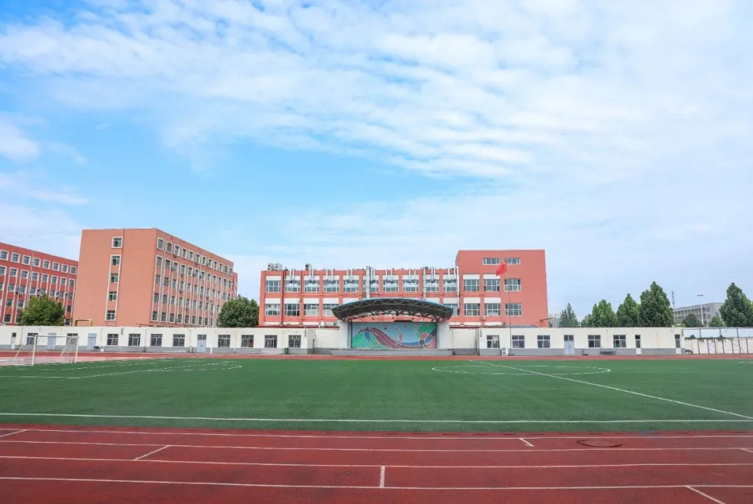湖南廣益實驗中學2019_湖南廣益實驗中學胡捷_湖南省廣益實驗中學