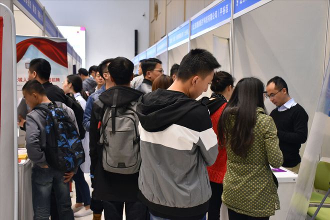海口市實驗中學高中部_海口實驗中學高中部_海口實驗學校高中部
