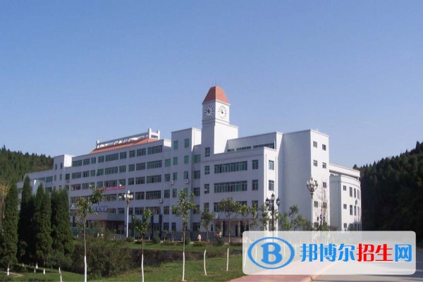 廣元學校食堂招聘女工_廣元學校有哪些_廣元學校