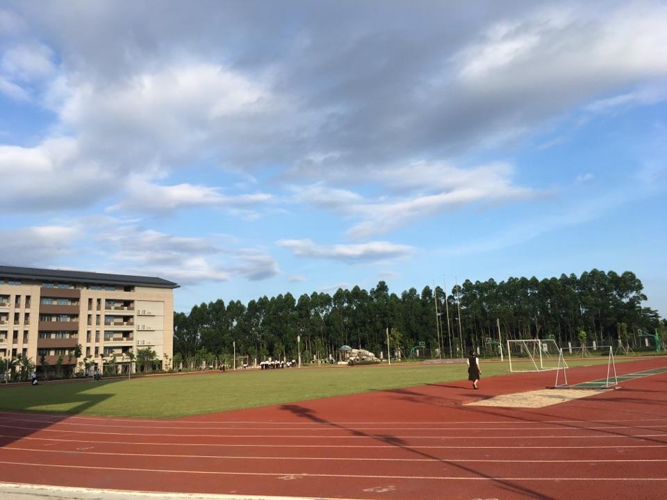 東華初級中學_初級東華中學國慶放假安排表_東華初級中學t級組