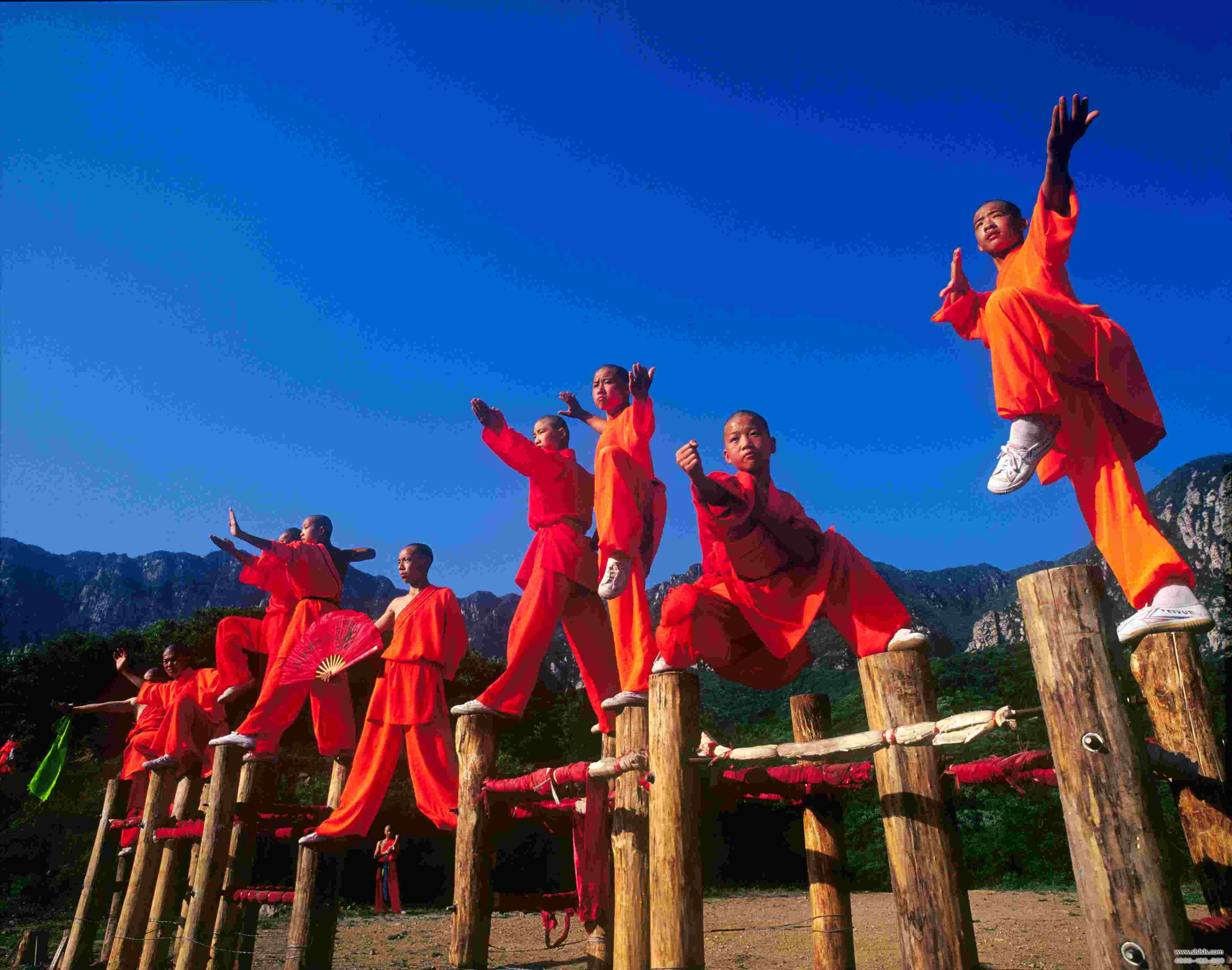 河南嵩山文武學校評價_嵩山文武學校需要多少學費_嵩山文武學校最正規弟一家