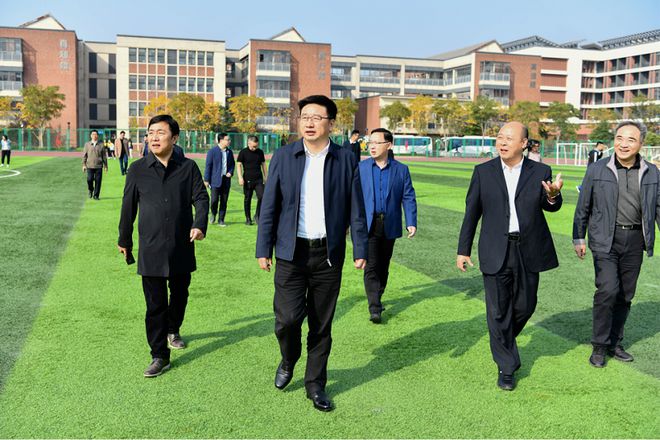 南昌二中高中部_南昌二中高中部錄取分數線_南昌二中高中部有幾個校區