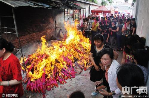 毛坦廠中學(xué)費(fèi)遠(yuǎn)志_毛坦中學(xué)借讀費(fèi)一年多少錢_毛坦廠中學(xué)學(xué)費(fèi)多少錢