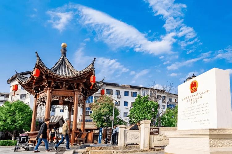 洛陽一中學(xué)校_洛陽市第一中學(xué)_洛陽一中全稱