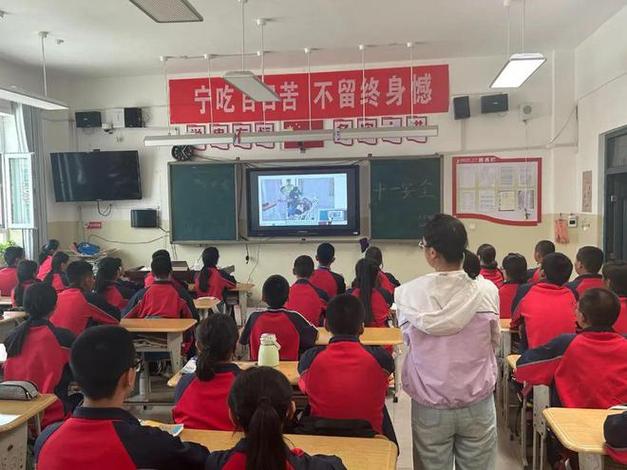 岳陽市弘毅中學是公立學校嗎_岳陽市弘毅中學_岳陽弘毅中學校長是誰