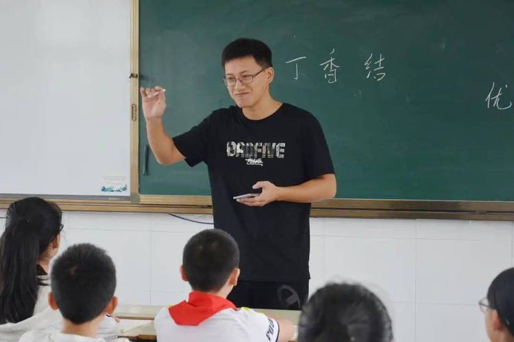 紹興縣柯橋小學(xué)_浙江紹興柯橋小學(xué)_紹興市柯橋區(qū)小學(xué)