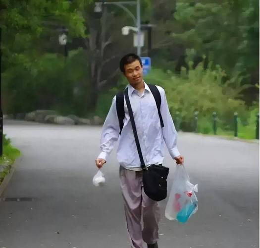 山師附中吧_山大附中山師附中_中山師大附中