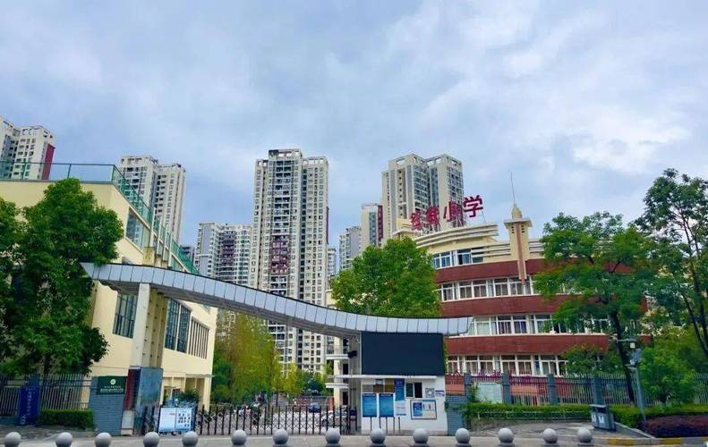 在廣州學編程有名氣的培訓班_廣州學編程的正規學校_廣州編程培訓班有哪些
