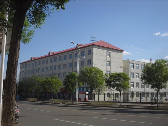 中學(xué)呼市秋實(shí)校區(qū)地址_呼市秋實(shí)中學(xué)在哪_呼市秋實(shí)中學(xué)