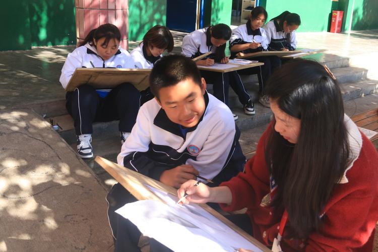 附近全封閉學校在哪里啊_附近全封閉學校在哪里_附近哪里有封閉學校初中