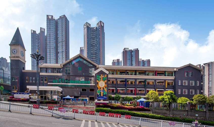 芳草地世紀小學對應中學_芳草地國際學校世紀小學校歌_芳草地小學世紀分校