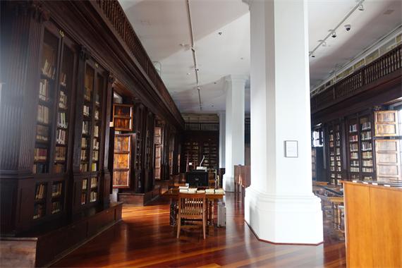 瓦倫西亞大學_瓦倫西亞大學歷史圖書館 女印刷商 瓦倫西亞印刷史上的女性