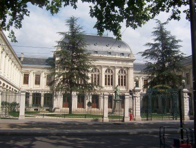 法國(guó)里昂大學(xué)_Université Lumière Lyon 2_里昂第二大學(xué)歷史沿革