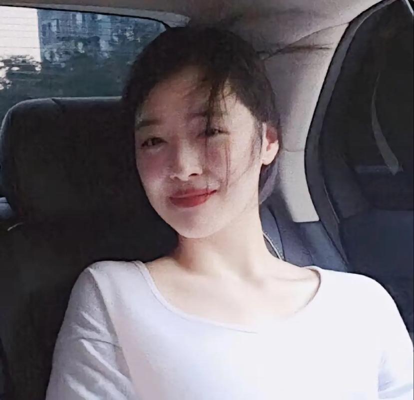 雪莉英文名怎么讀_shelly什么意思_雪莉英文名是什么意思