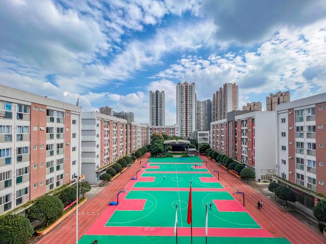 成都交通學校_成都交通高級技工學校校園環境_成都交通高級技工學校紅花堰校區