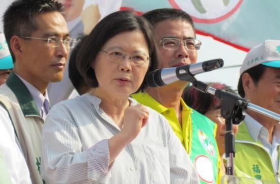 缺席英文怎么讀_發(fā)達(dá)國(guó)家需要帶頭而非缺席英文_缺席的英文